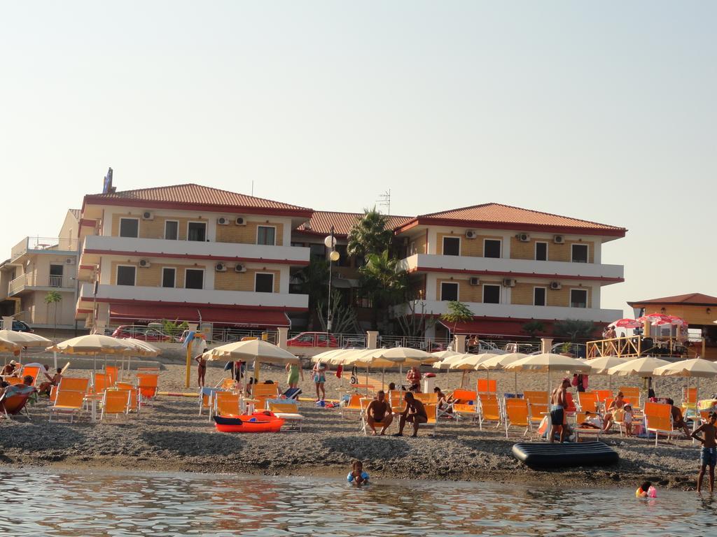 Hotel Miramare Cirò Marina 外观 照片