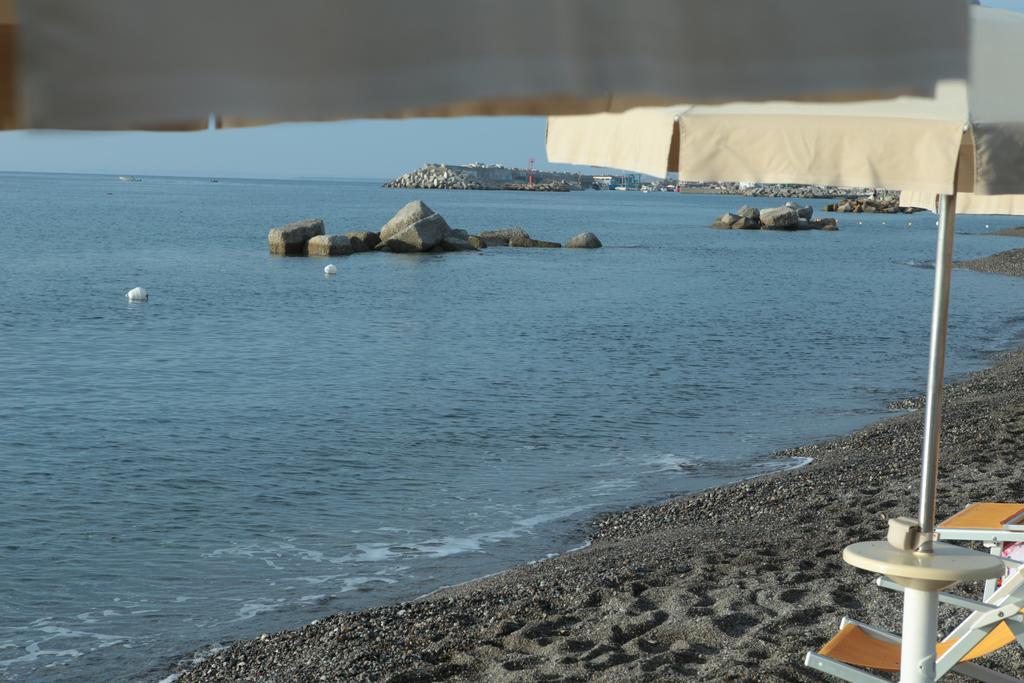Hotel Miramare Cirò Marina 外观 照片