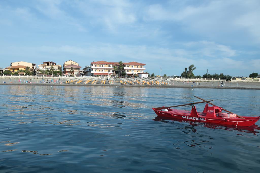 Hotel Miramare Cirò Marina 外观 照片