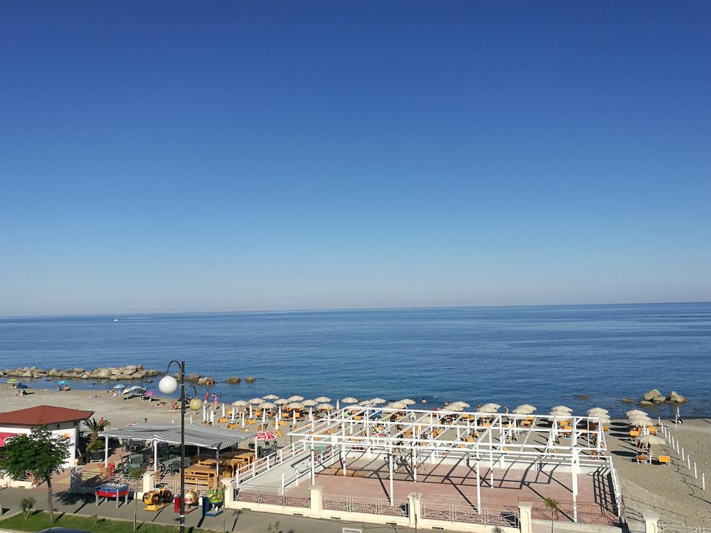 Hotel Miramare Cirò Marina 外观 照片
